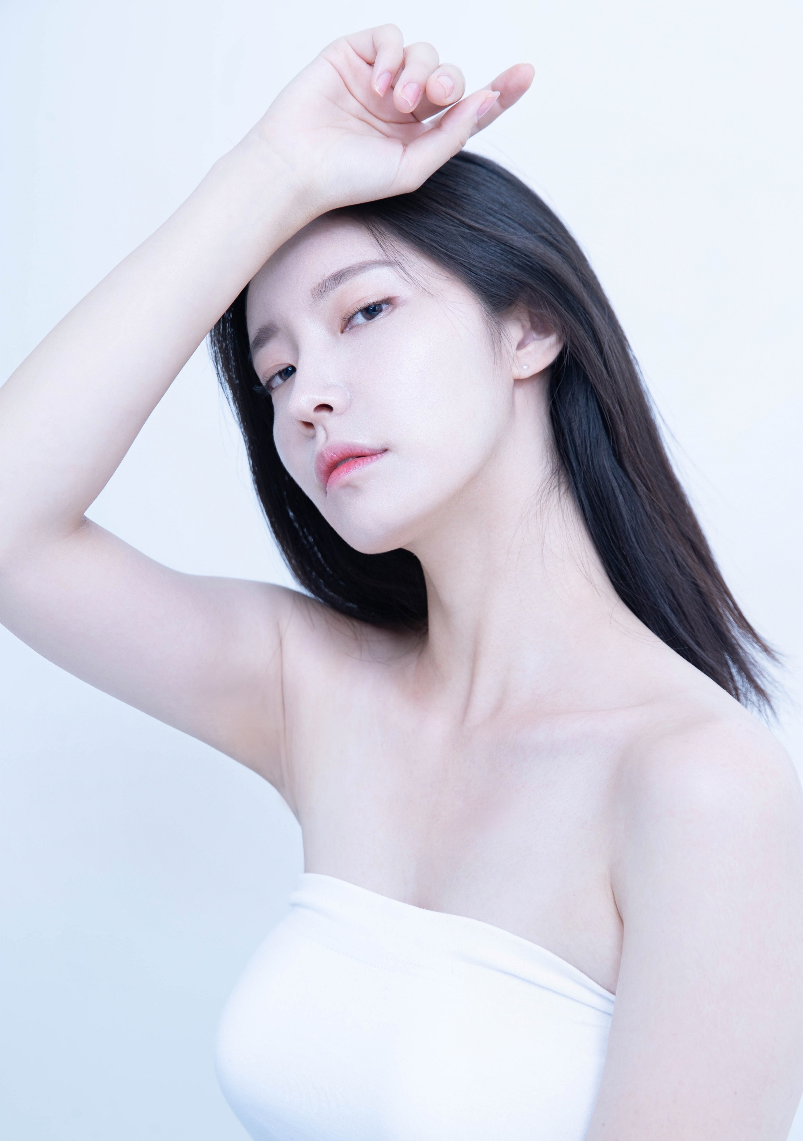 IV:ERA 멤버 ROEN 프로필